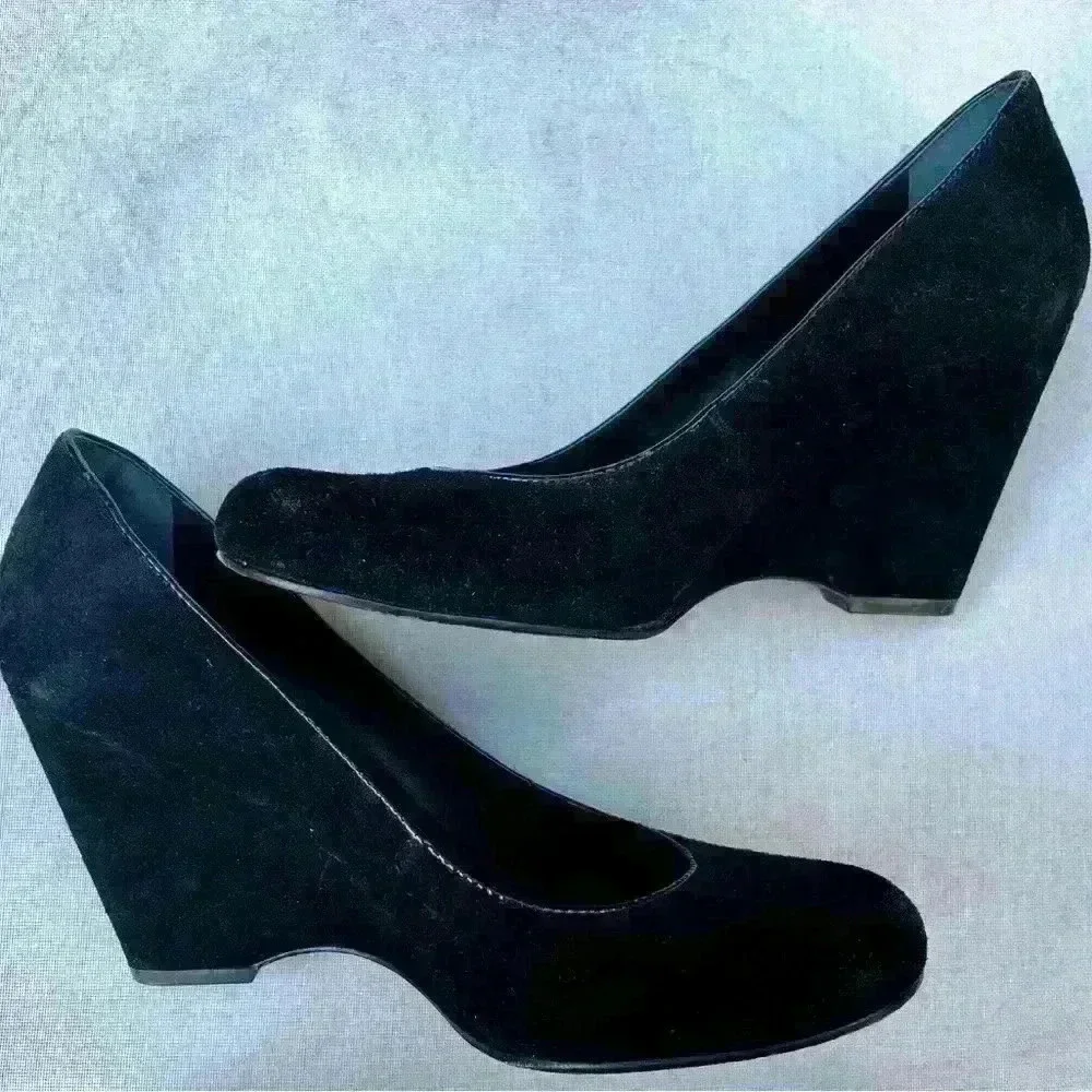 Kate Spade - Black Suede Round Toe Wedge Pumps - Size 7.5